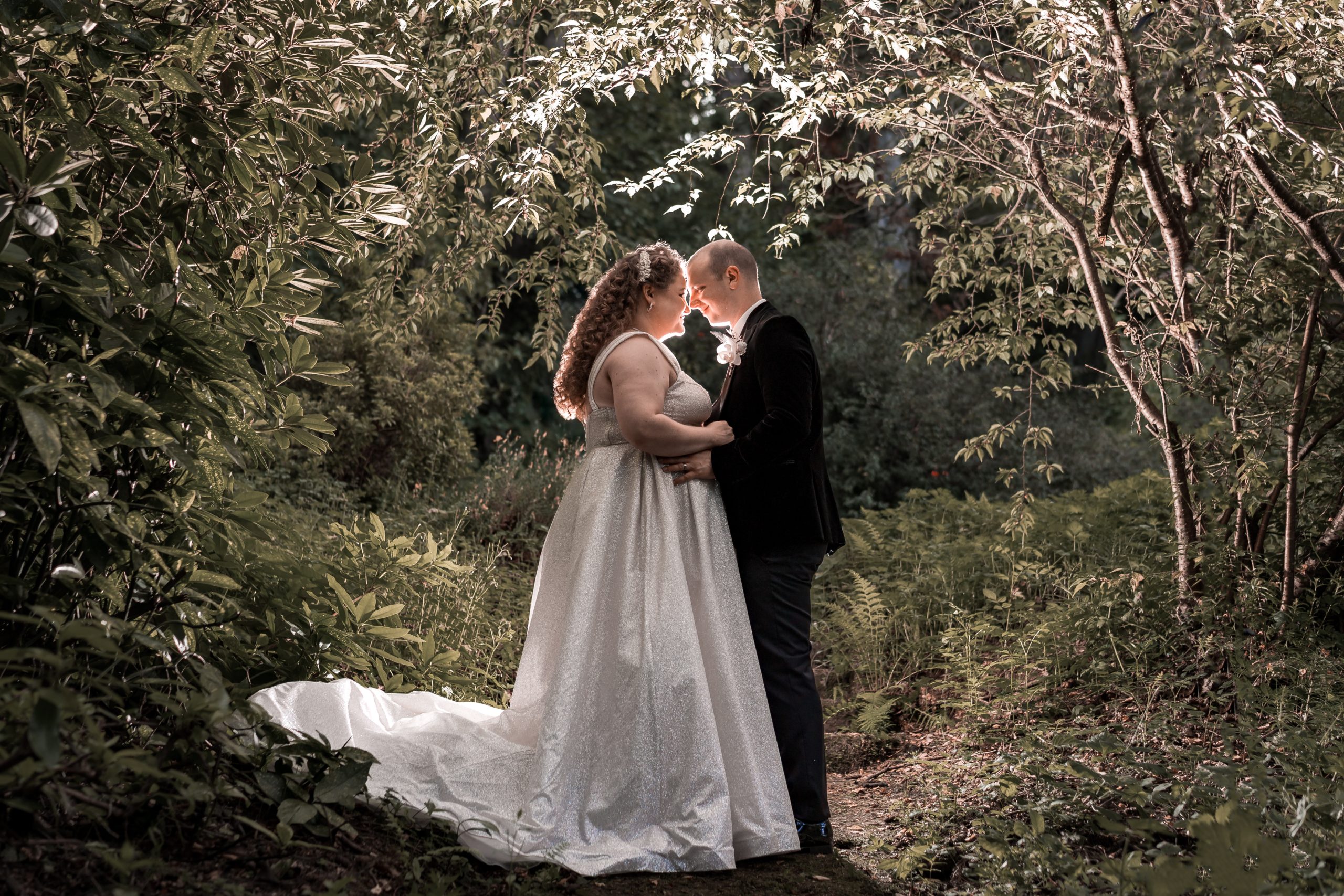 Victoria & Stephen's Summer Wedding at Magheramorne Estate